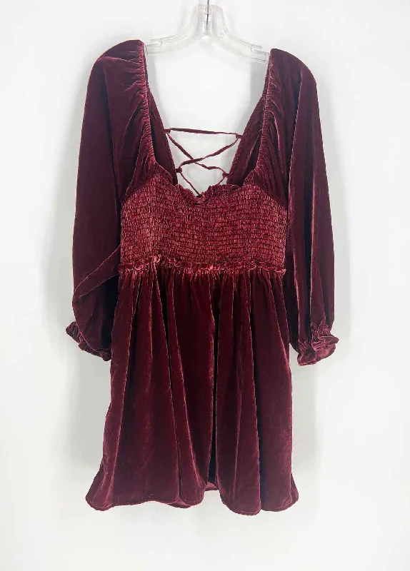 Free People Size L Burgundy Smocked Velvet NEW Dresses Dress Floral Print girly