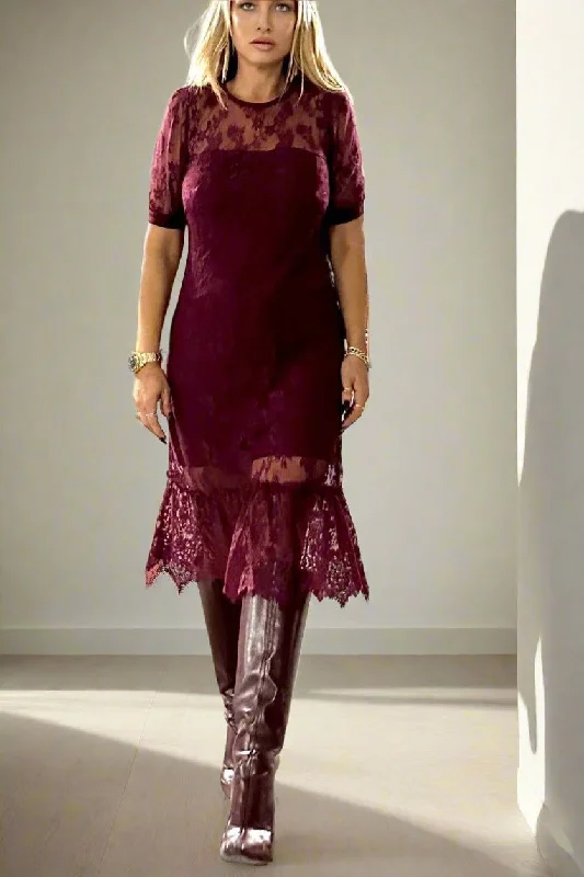 A pizzo dress Tunics Trendy modern