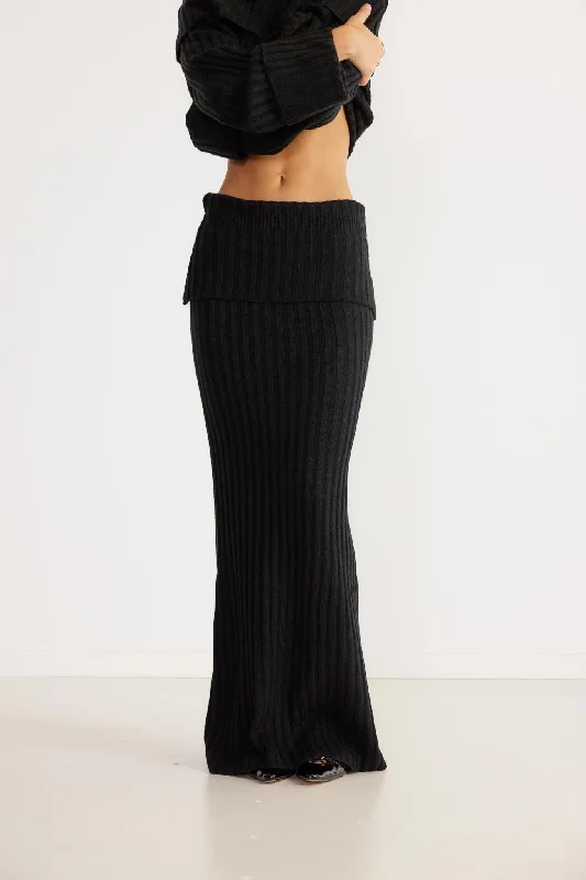 SNDYS Brooks Maxi Skirt Black lace skirt elegant