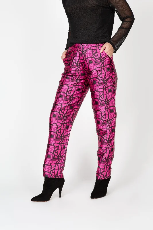 Bold Lines Pants in Pink Chic Capri Pants