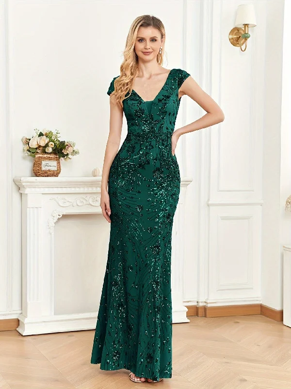Party Dress with Sequins Crew Neckline Sporty