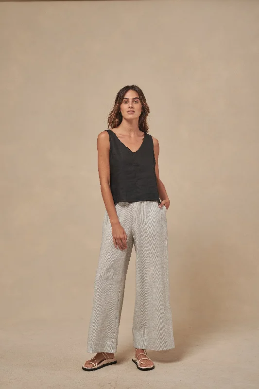 CLEARANCE- Sunday Linen Tank Top- Black- SIZE M gold tank top