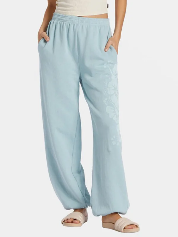 Easy To Love Pants Chic Faux Leather Pants